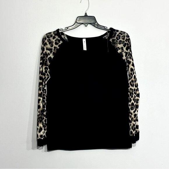 Vanilla Bay | Women’s Black Long Sleeve Crewneck Leopard Print Blouse Top - Picture 1 of 13